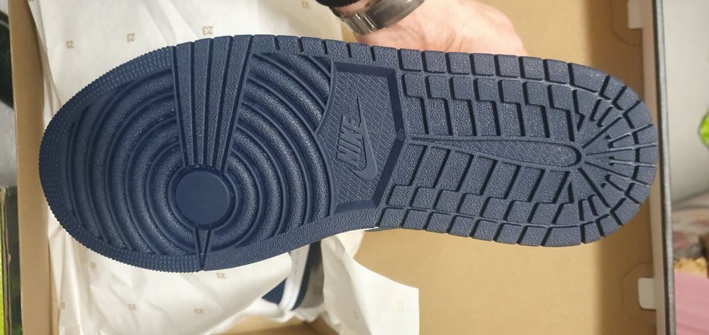 Jordan Chaussures hommes: Nike Jordan Air 1 Gr.43 Neu – Neuf avec emballage d'origine à Frauenfeld par ROY33 1