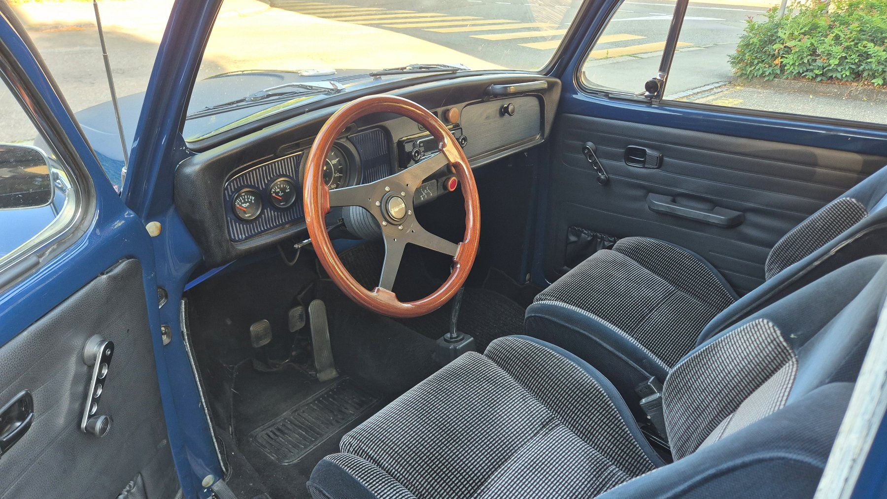 VW Autos: Toller VW Käfer 1302 – D'occasion à Zofingen par Aedu83 3