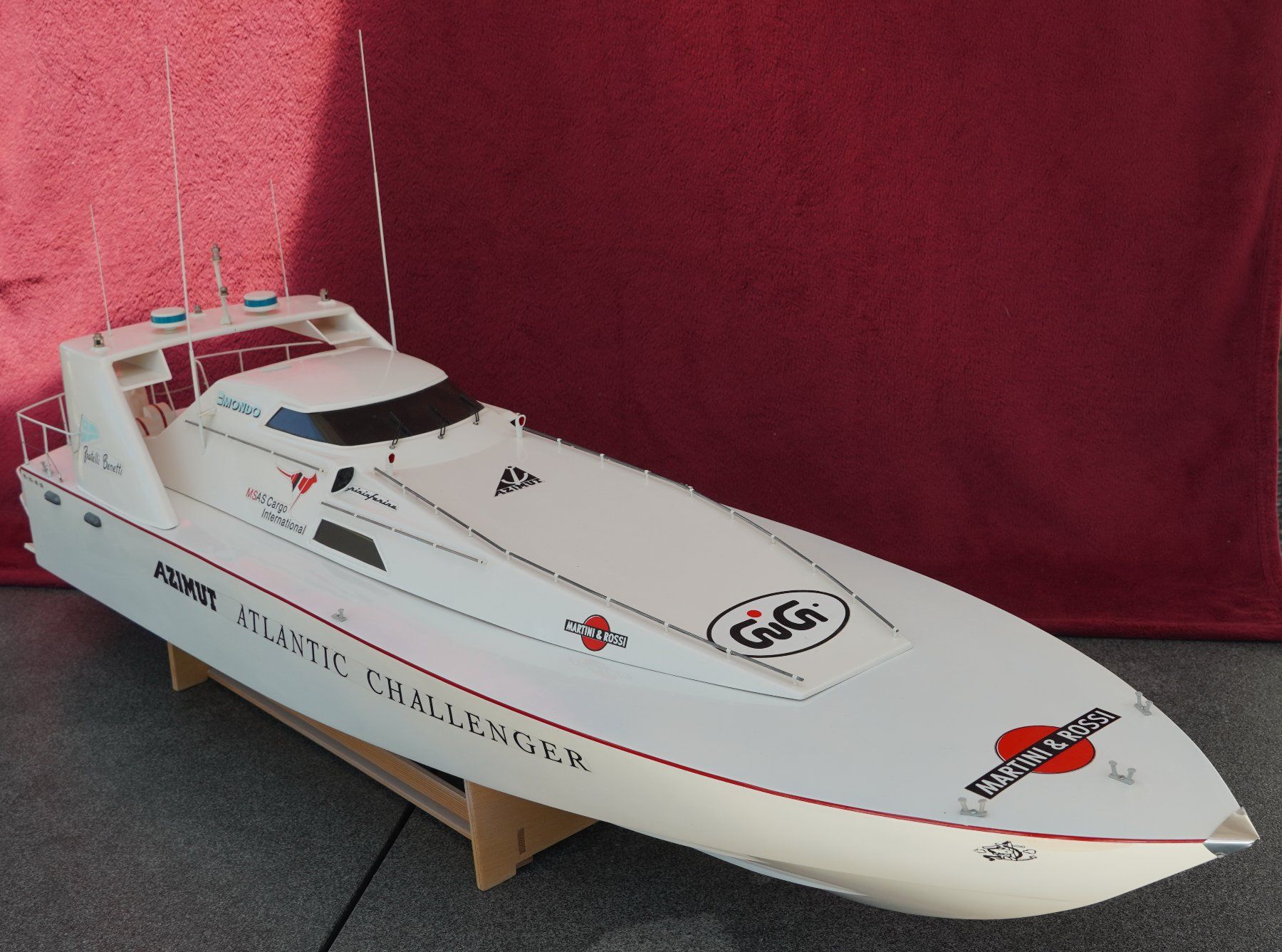 Graupner Modellismo RC: Maquette bateau télécommandé Azimut Atlantic Challenger – Usato da FROIDEVILLE venduto da Trinitron0