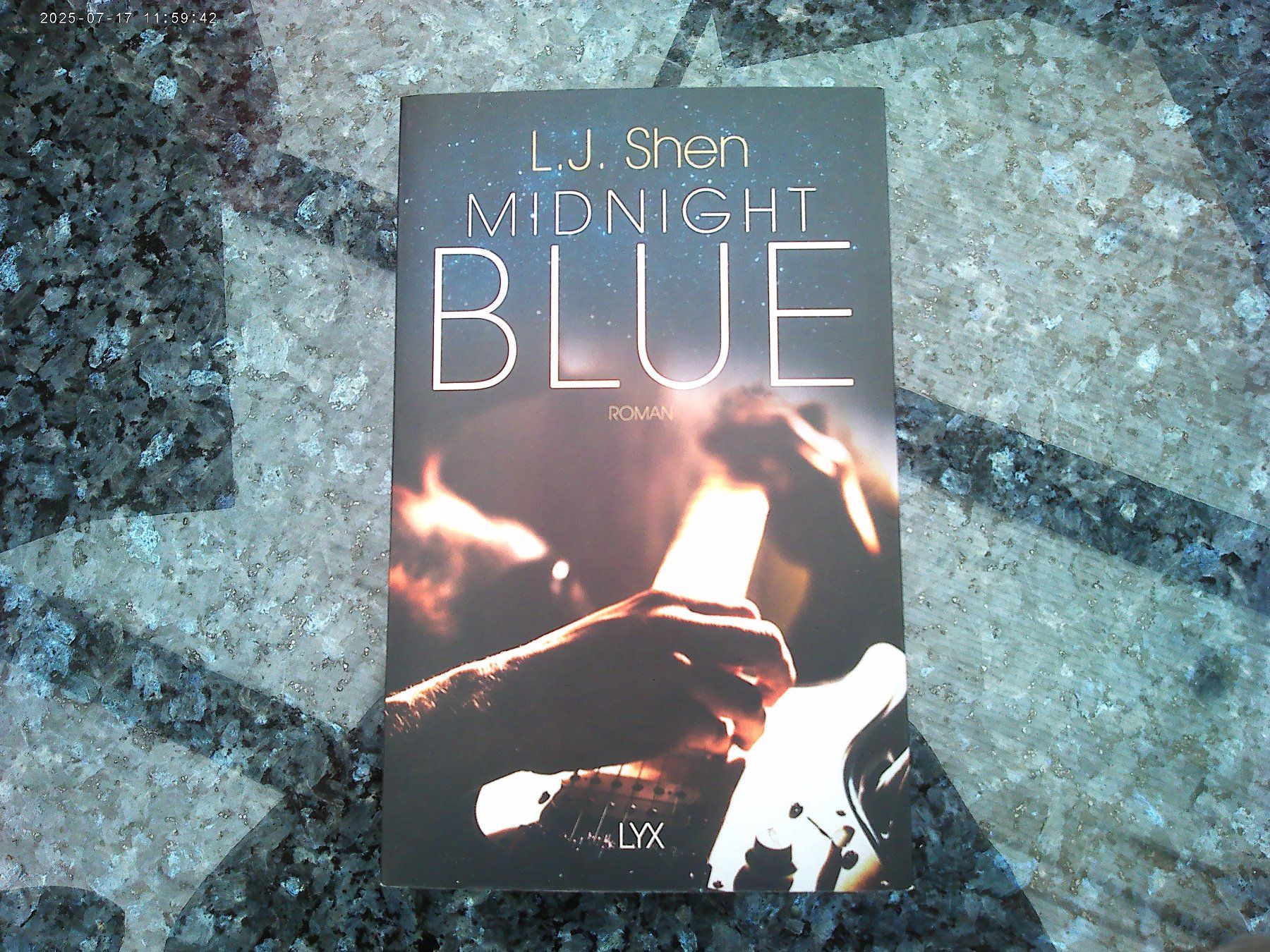 Libri: Midnight Blue von L.J. Shen – Usato da reitnau venduto da Sib7