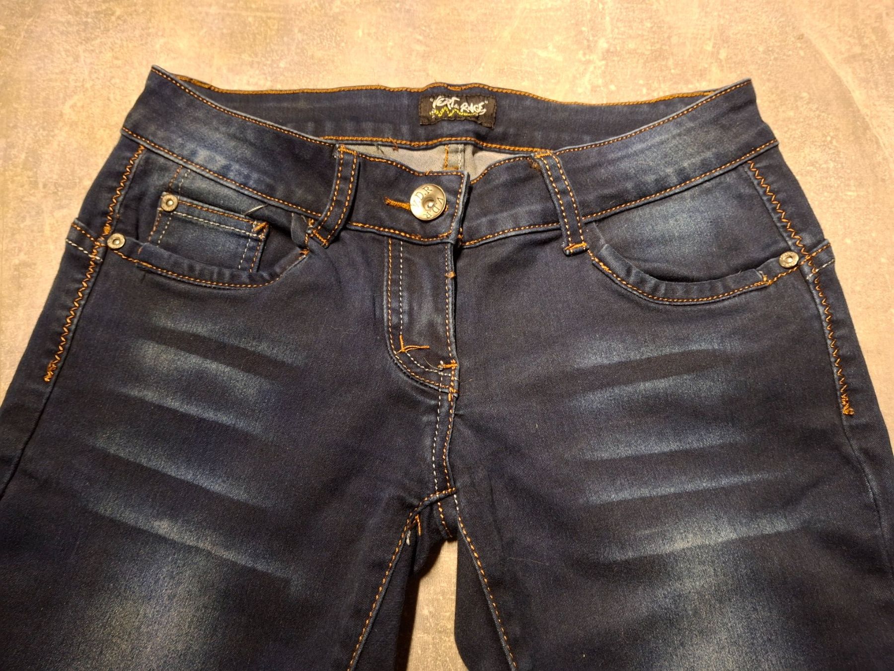 Pantaloni: Short jeans taille S marque Vert de Rage 75% coton – Usato da Villiers venduto da san_jn5w 2