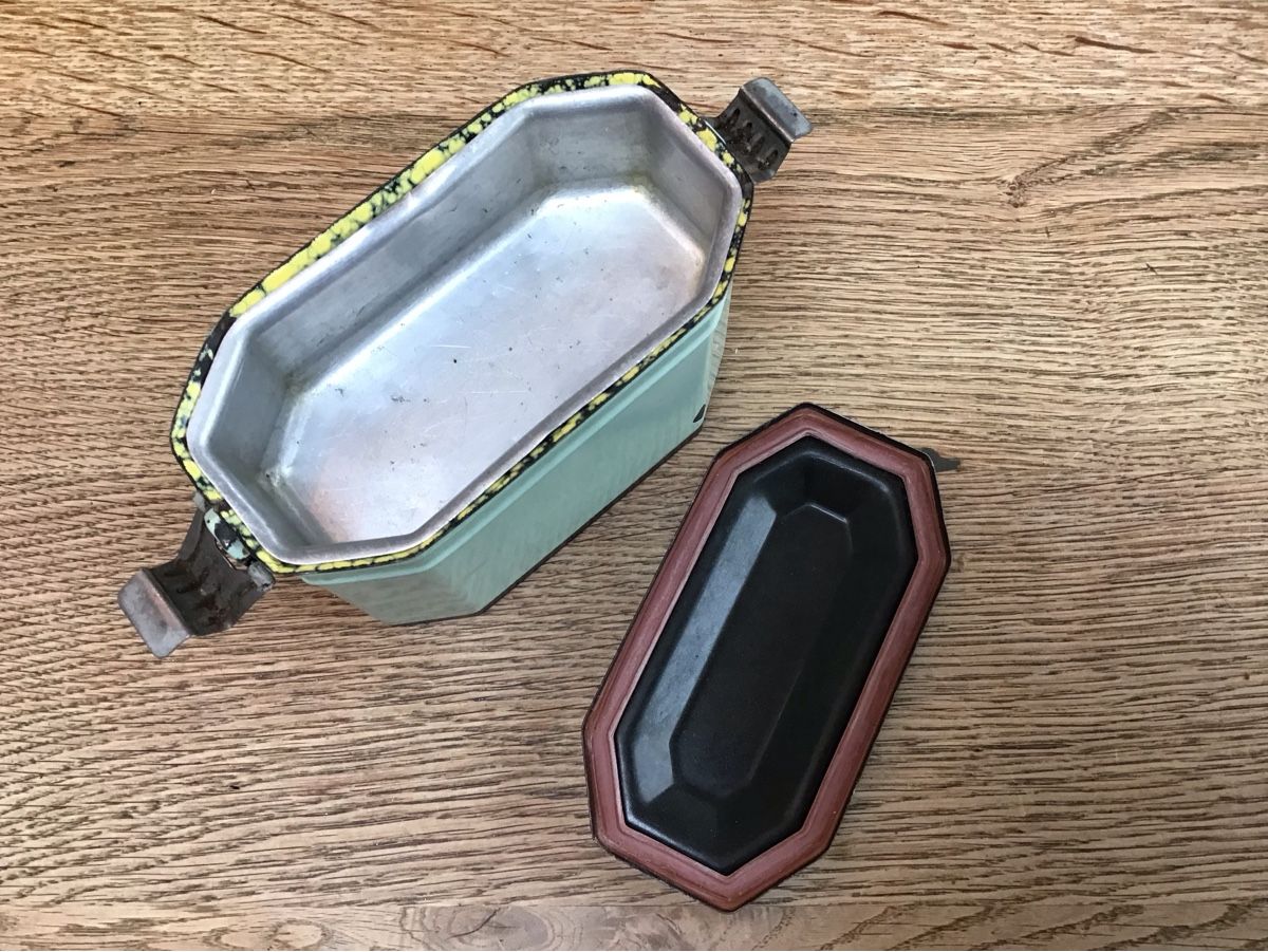 Contenitori & Simili: Lunchbox aus Metall emailliert – Usato da Rodersdorf venduto da trueegg 3