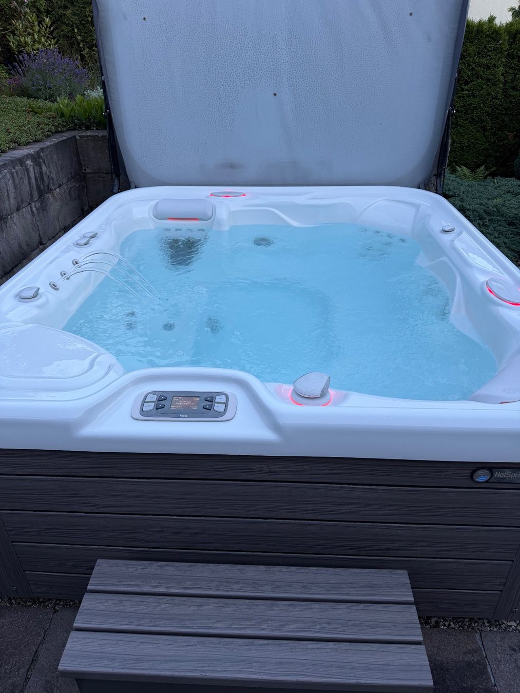 Bains à remous: Hotspring jacuzzi Sovereign – D'occasion à Triesen par Fredericgarde 9