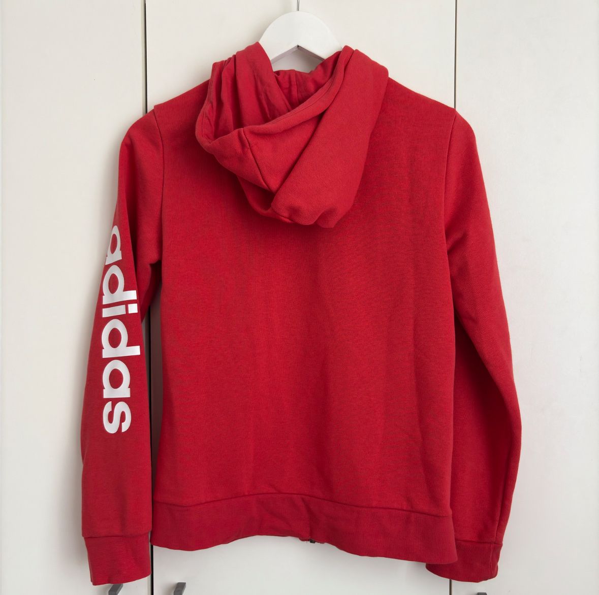 Adidas Giacche: Veste Adidas rouge S – Nuovo (secondo la descrizione) da Moudon venduto da TigerrrEye 1