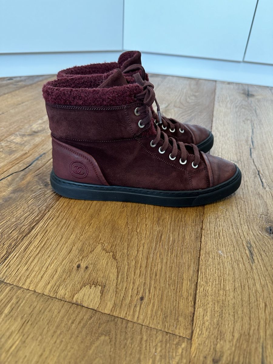 Chanel Chaussures femmes: Chanel boots , size 39 – D'occasion à Küssnacht am Rigi par hor_dpb7 6