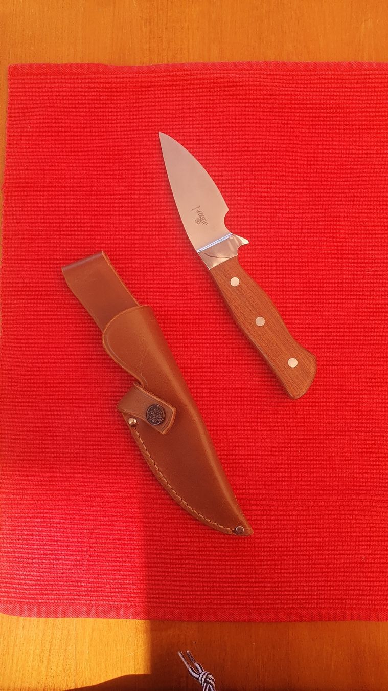 Hubertus Accessori: Couteau Hubertus Farmer  – Nuovo (secondo la descrizione) da Delémont venduto da lolit 1