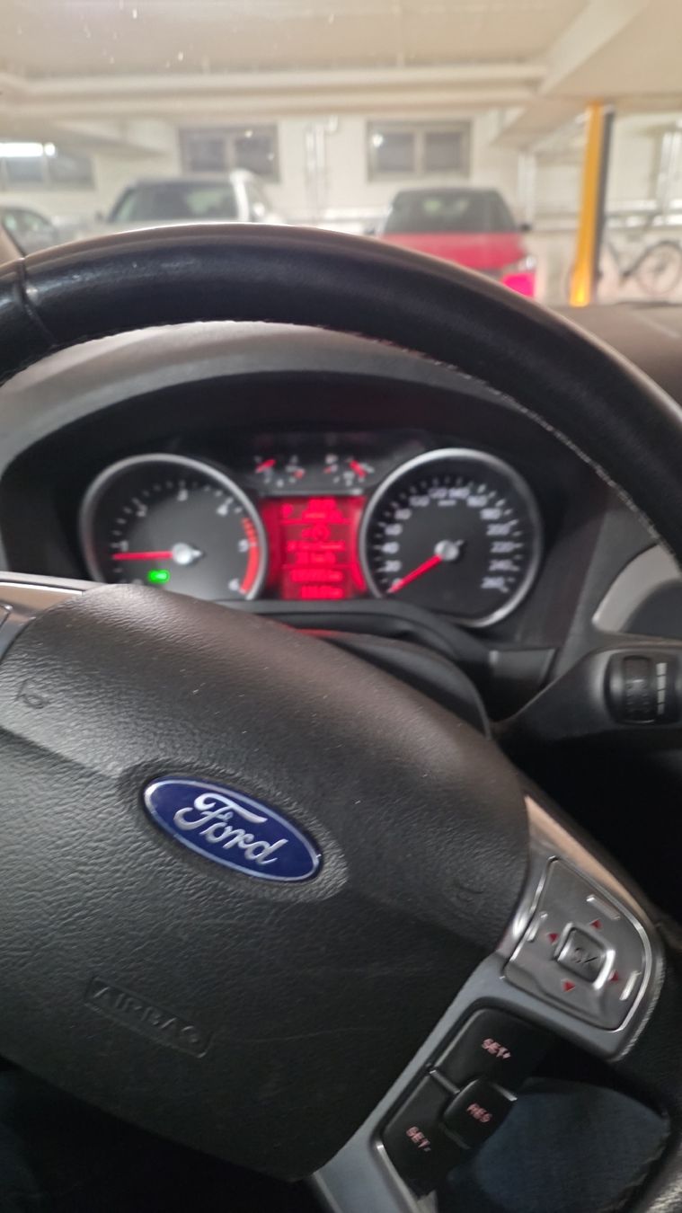 Ford Automobili: Ford smax  – Usato da Zürich venduto da Neco23 1
