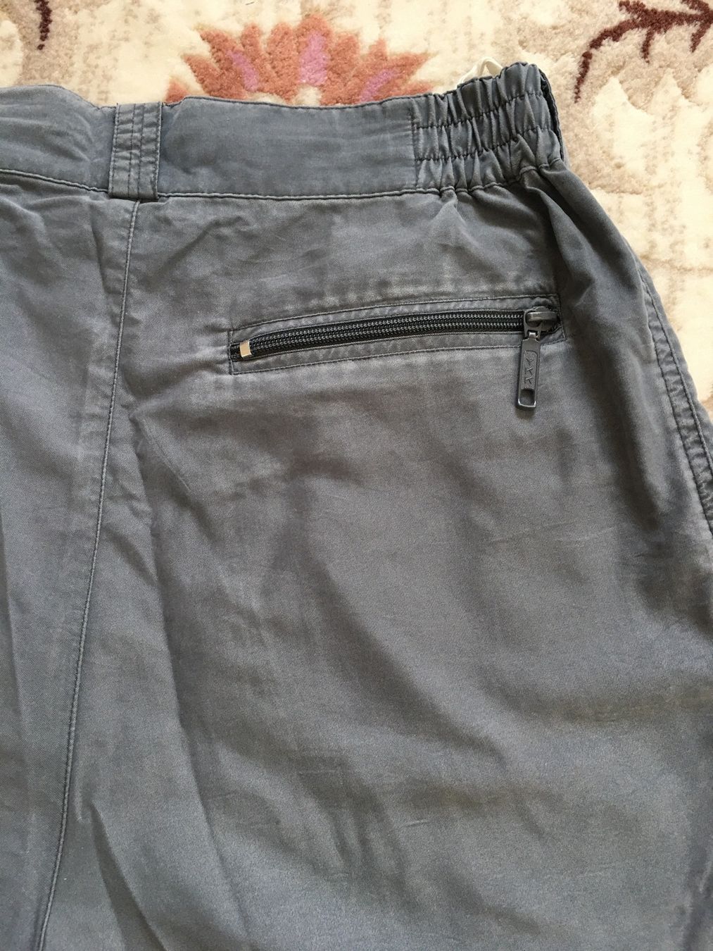 Pantaloni: Shorts Sommer leichte Hose Gr M – Usato da Grenchen venduto da Tirana 4