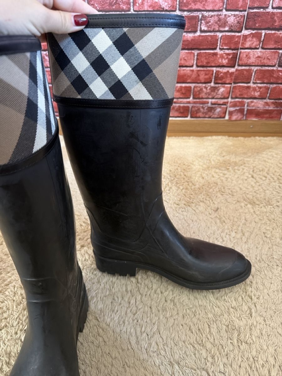 Burberry Scarpe da donna: Burberry rain boots – Usato da Hausen AG venduto da nik_9sg2 4