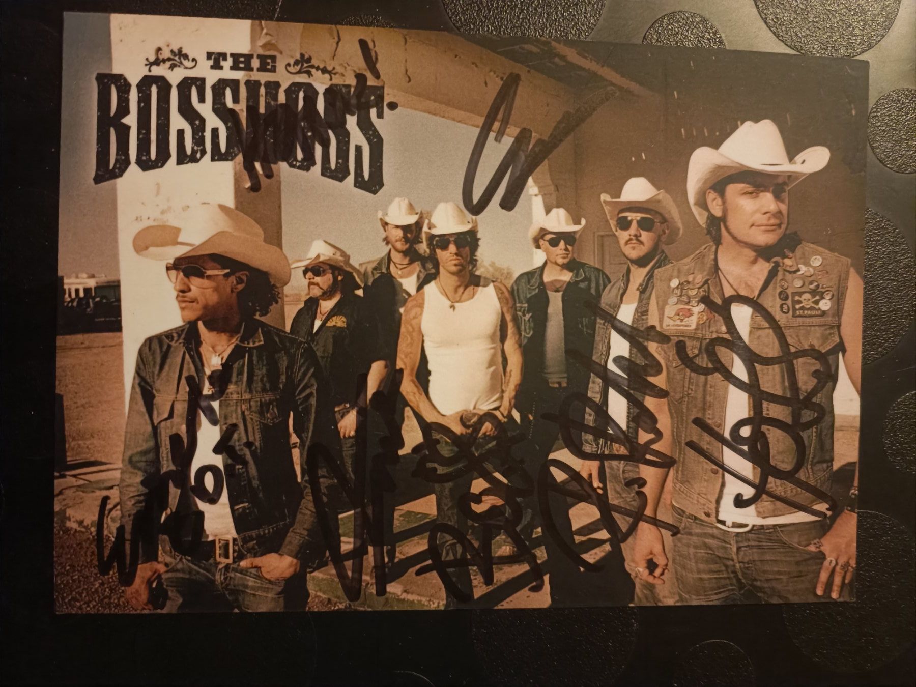 Autogramme: BossHoss - handsignierte alte Karte – Gebraucht aus Menziken von Artographs