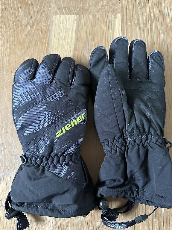 Kinderhandschuhe: Skihandschuhe Ziener – Gebraucht aus Selzach von martinak78