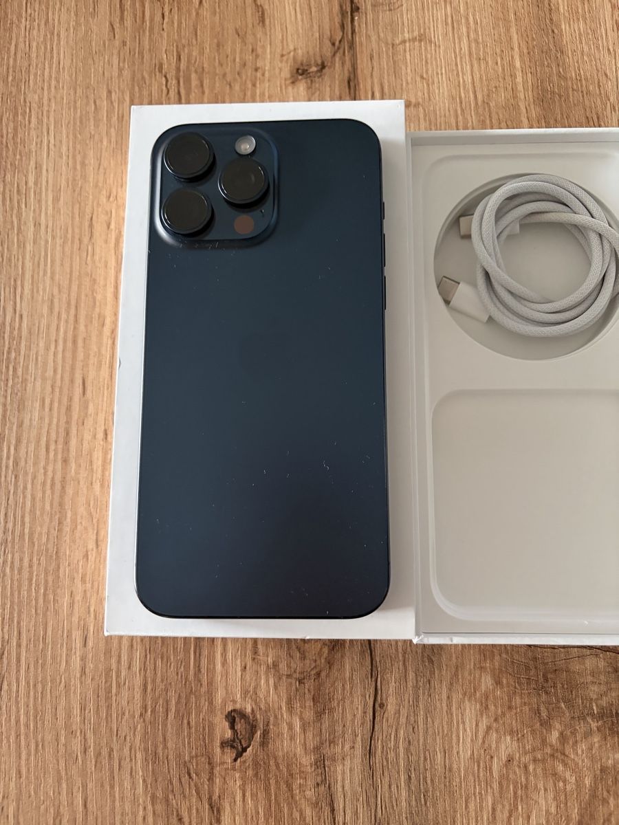 Apple Handys / Smartphones: Iphone 15 Pro Max – Gebraucht aus Schaffhausen von BorisMell33 3