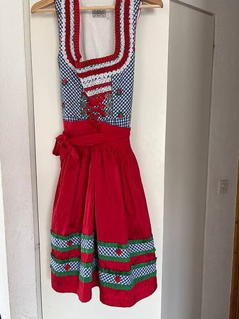 Schönes Dirndl Landhaus Gr. 38 Neuwertig