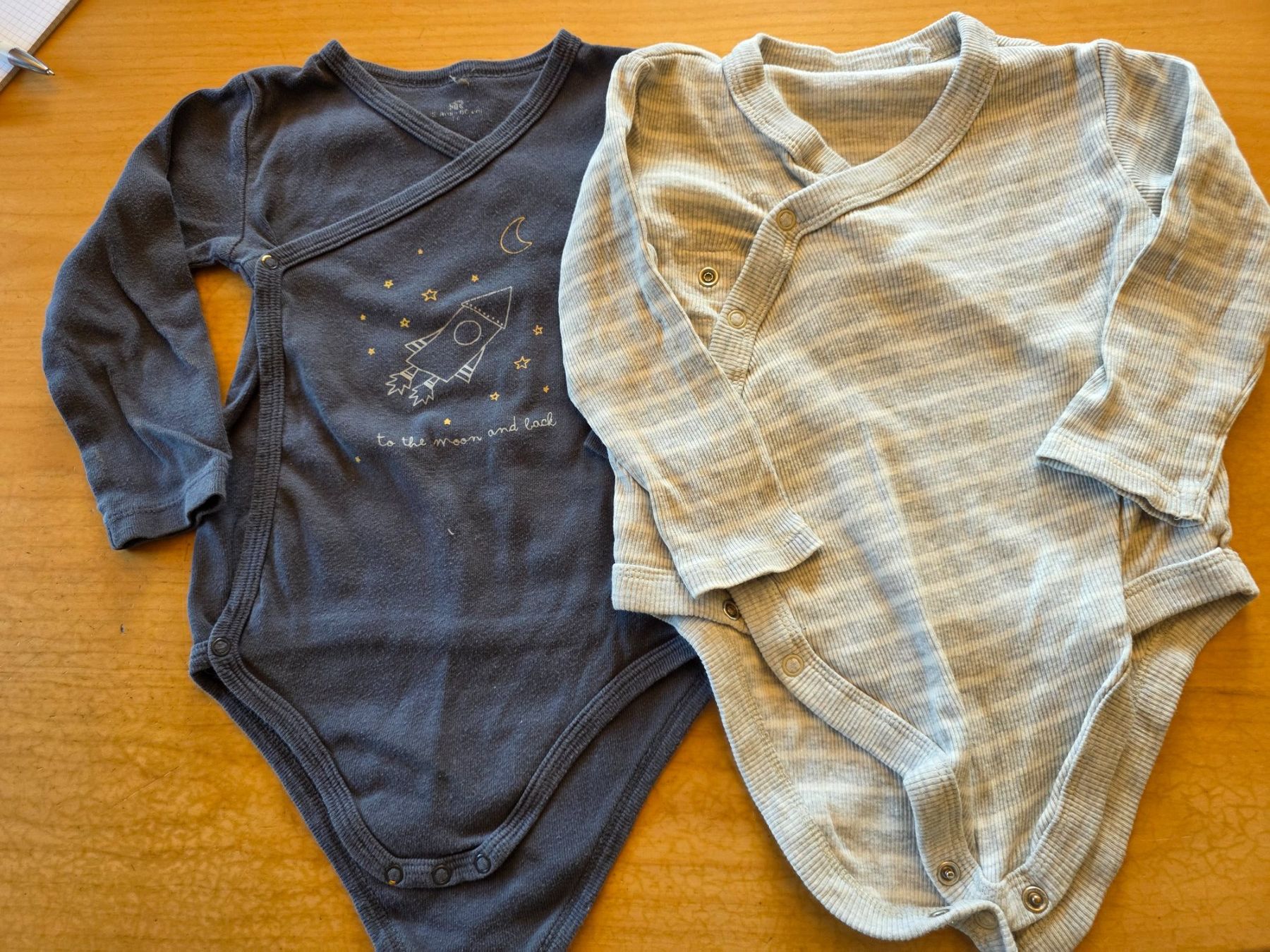 Lotti & Set di vestiti: Kleider set Gr.98 – Usato da Grossdietwil venduto da Appaloosa