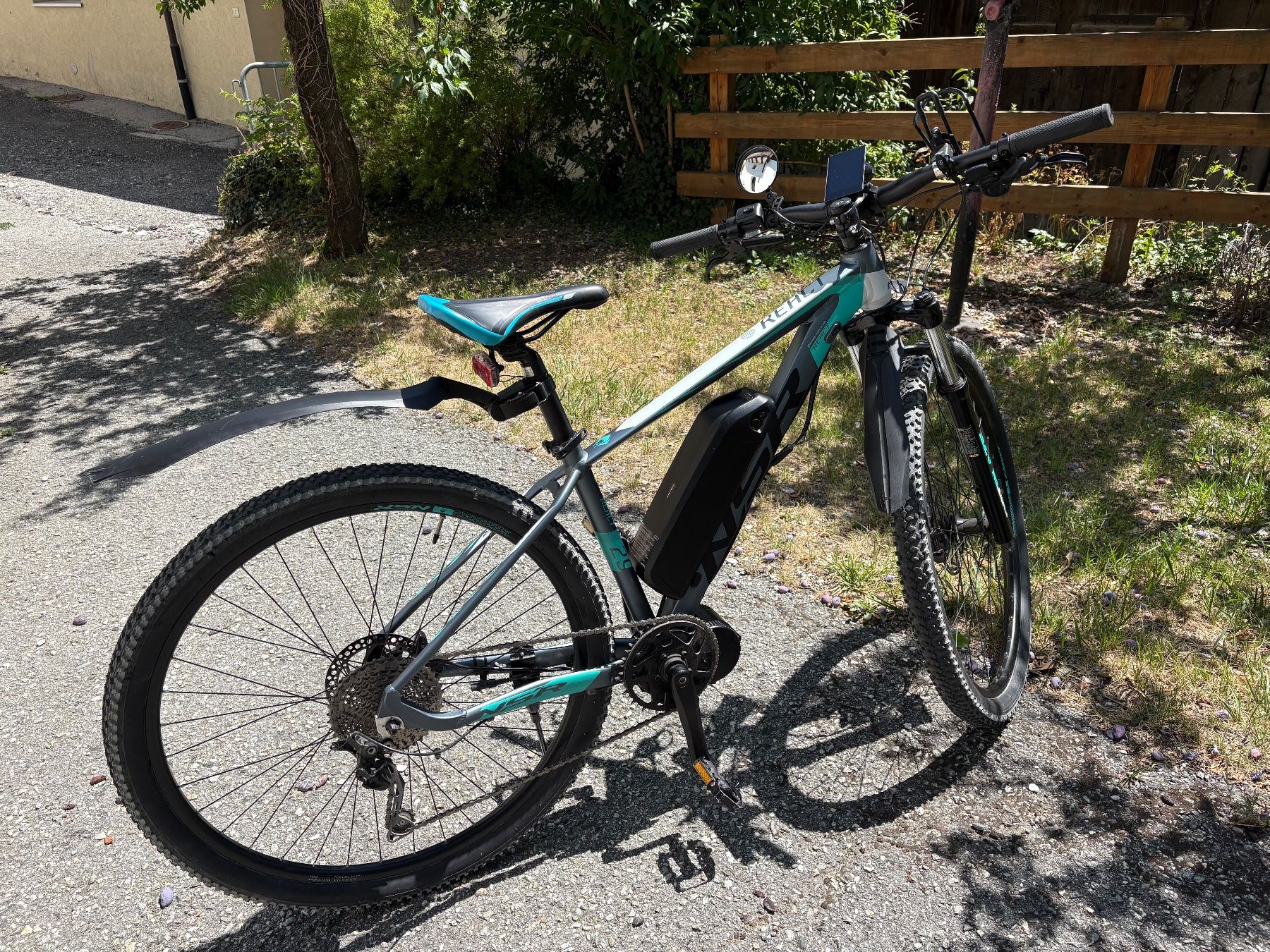 Velos: Vélo électrique gris et turquoise Marque KHS Taille M – Gebraucht aus Grimisuat von chr_hl8y