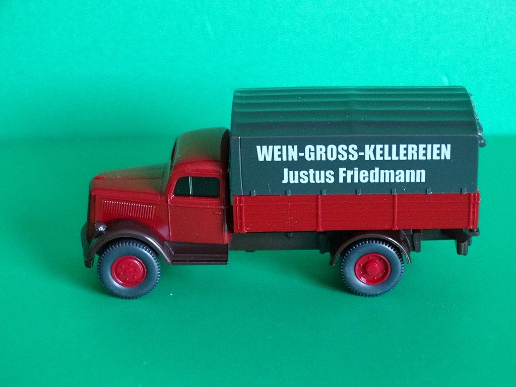 Wiking Modellini d'auto: Opel Blitz von Wiking 1/87 – Usato da Bretzwil venduto da Meex 2