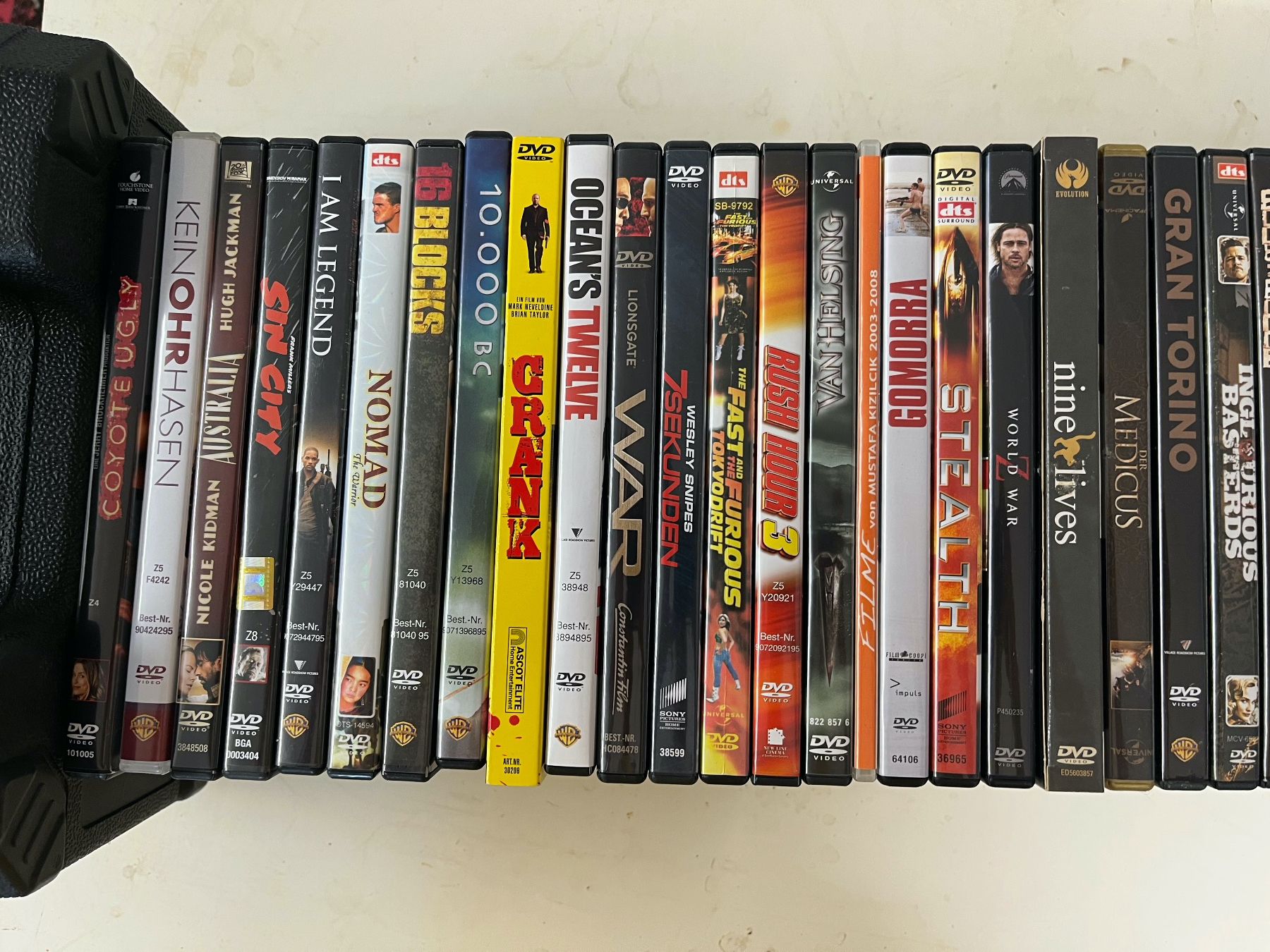 Alle DVDs: 100 DVD Plus mit Regal – Gebraucht aus Staufen von Realsilk 2