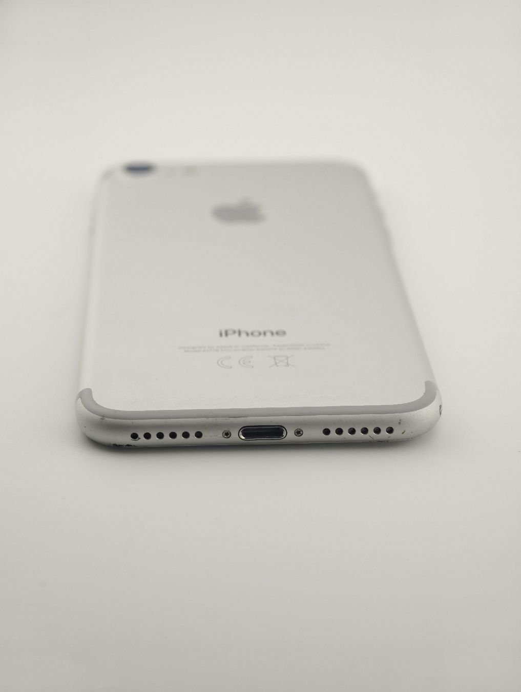 Apple Telefoni cellulari / Smartphones: Apple iPhone 7 Silver 32GB – Usato da Uster venduto da TOPPRICEE 3