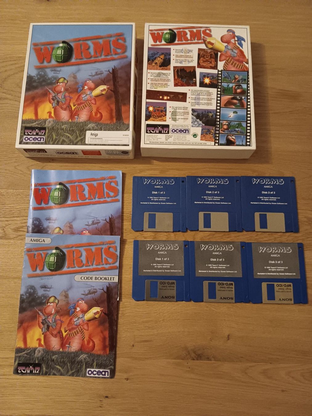 Commodore PCs: Amiga Klassiker Worms – Gebraucht aus Beringen von  1