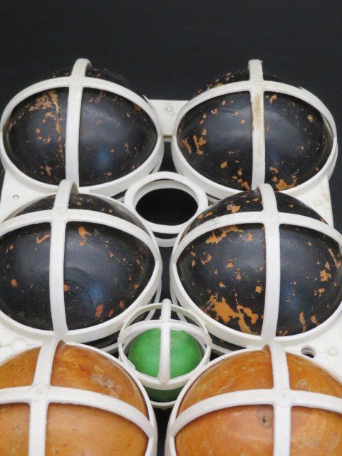 Jeux: schönes altes Boccia-Set – D'occasion à Reinach BL par WBZ-Flohmarkt 3