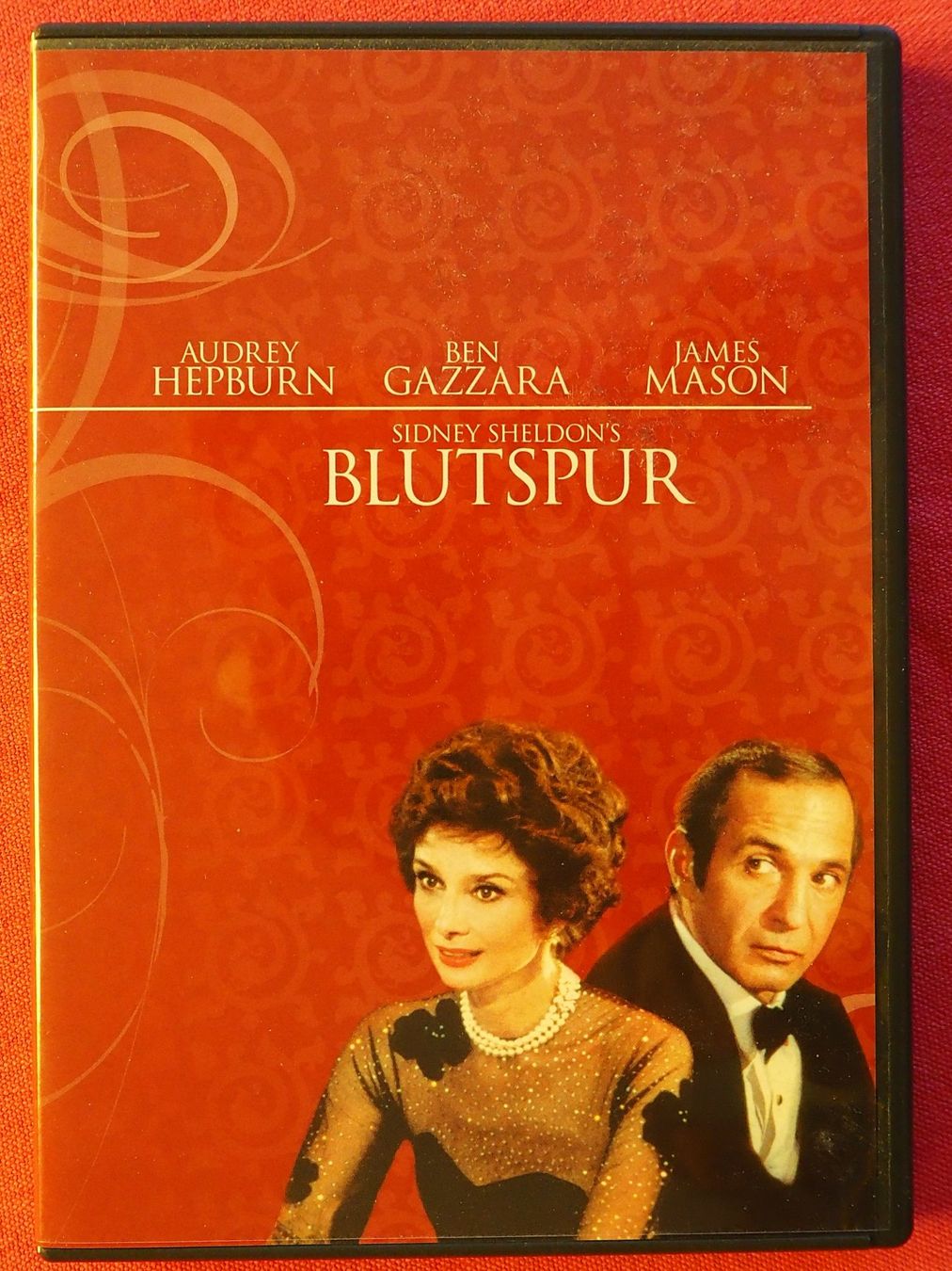 Tutti i DVDs: Blutspur / Audrey Hepburn – Usato da Chur venduto da dluli