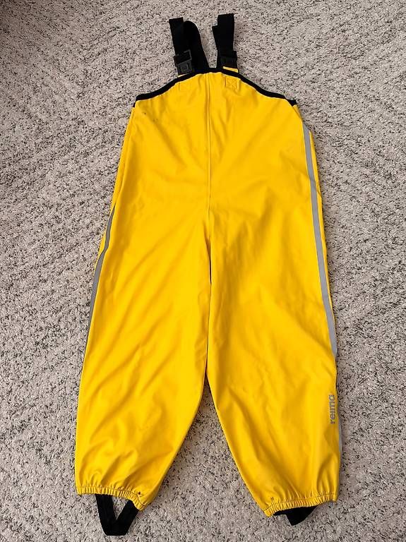Giacche & Cappotti: Reima Regenjacke & Regenhose Grösse 104 – Usato da Siebnen venduto da mimaruoss 1