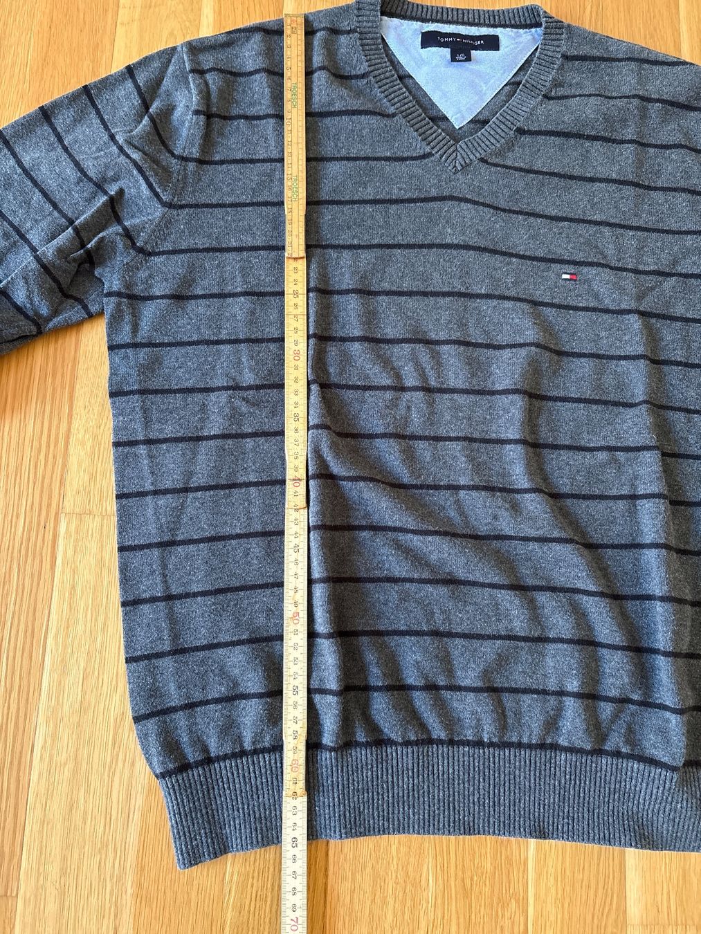 Tommy Hilfiger Maglioni & Felpe: Tommy Hilfiger Pullover grau Gr. L – Usato da Bülach venduto da Chantoffel 3