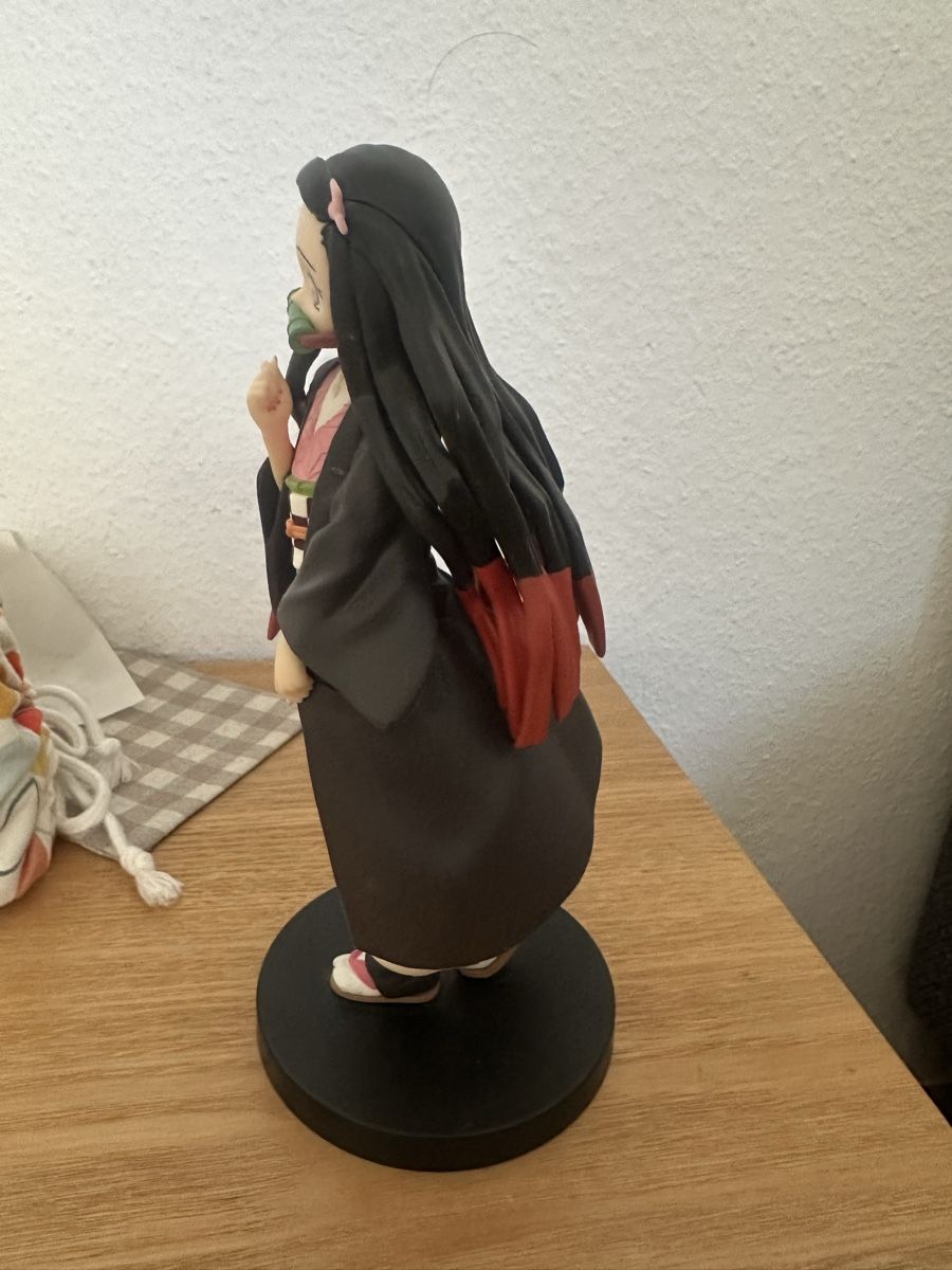 Figurines: Demon Slayer Nezuko Figur – D'occasion à Goldach par Lenny0220 2