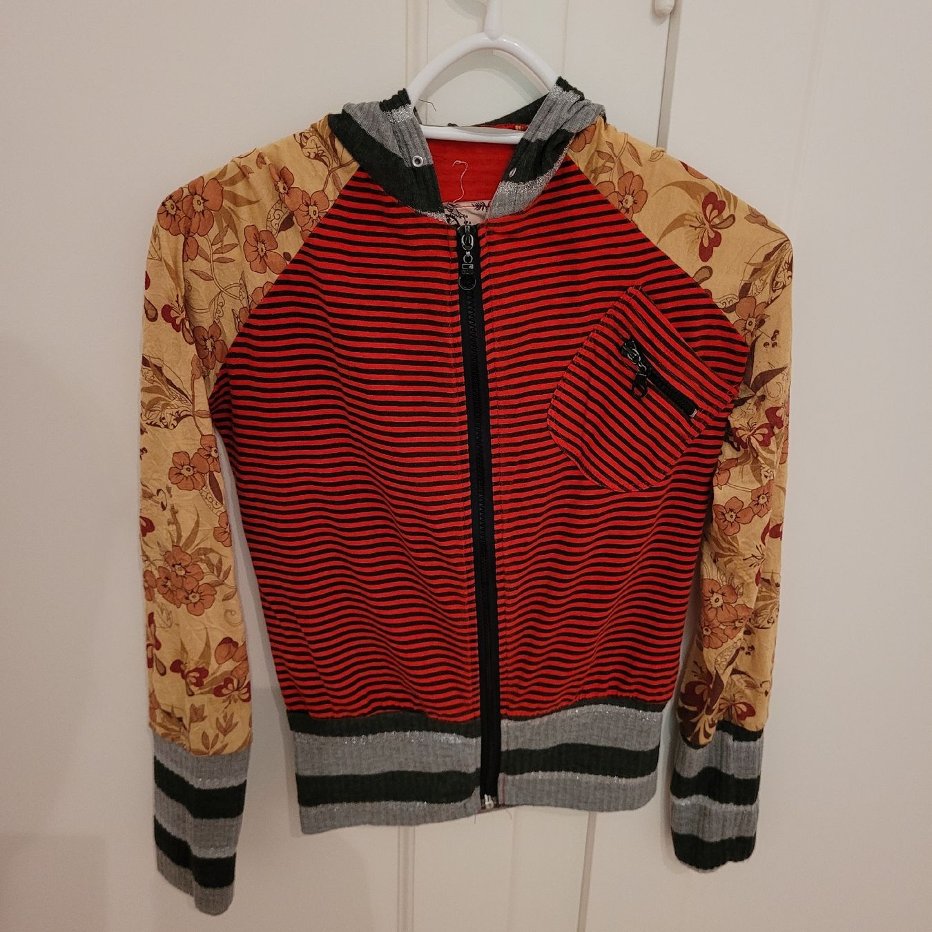 Giacche: Underground Original - Jacke Gr. S - rot/schwarz/blumig – Usato da Bern venduto da maus5555 1
