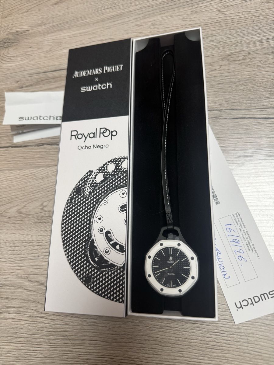 Swatch Orologi: Swatch AP OCHO NEGRO – Nuovo e nell'imballaggio originale da Sierre venduto da isa_zty2 1