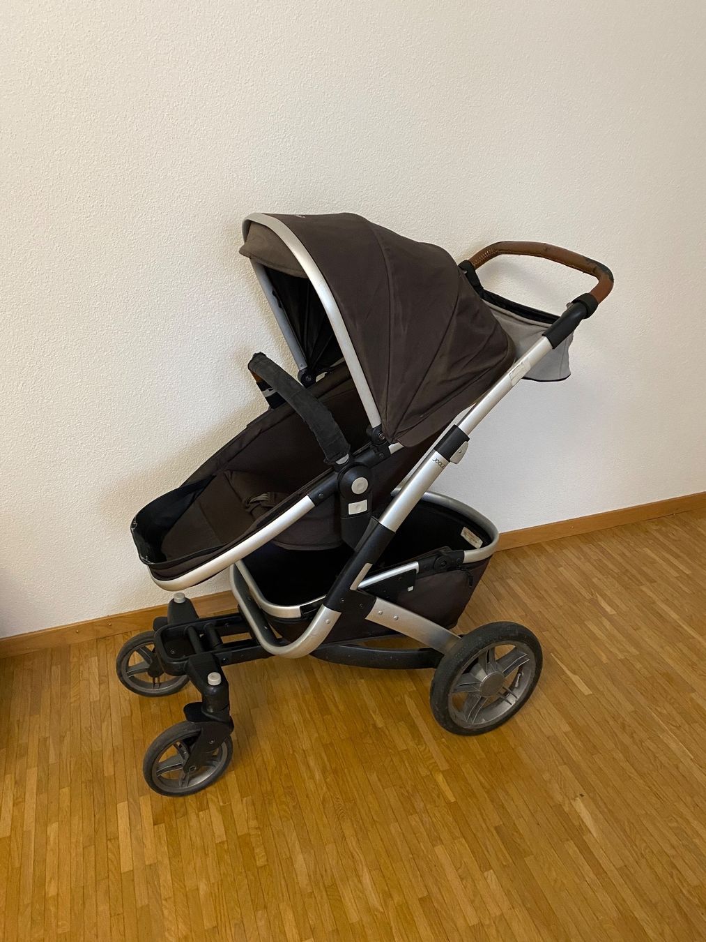 Joolz Kinderwagen: Joolz Geo Kinderwagen + Zubehör – Gebraucht aus Zürich von Nutla