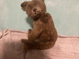 ANTIKER TEDDY STEIFF?