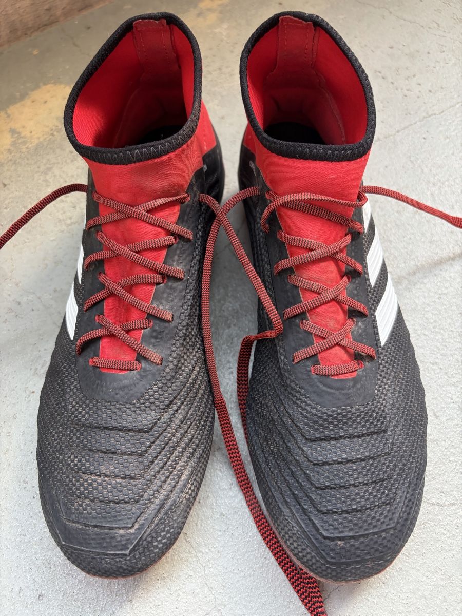 Adidas Scarpe per ragazzi: Adidas Predator Fussballschuhe – Usato da Ittigen venduto da mrv_jjl9