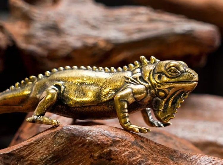 Statuette: Iguana Lizard aus Messing – Nuovo (secondo la descrizione) da Uerkheim venduto da Kaufoption