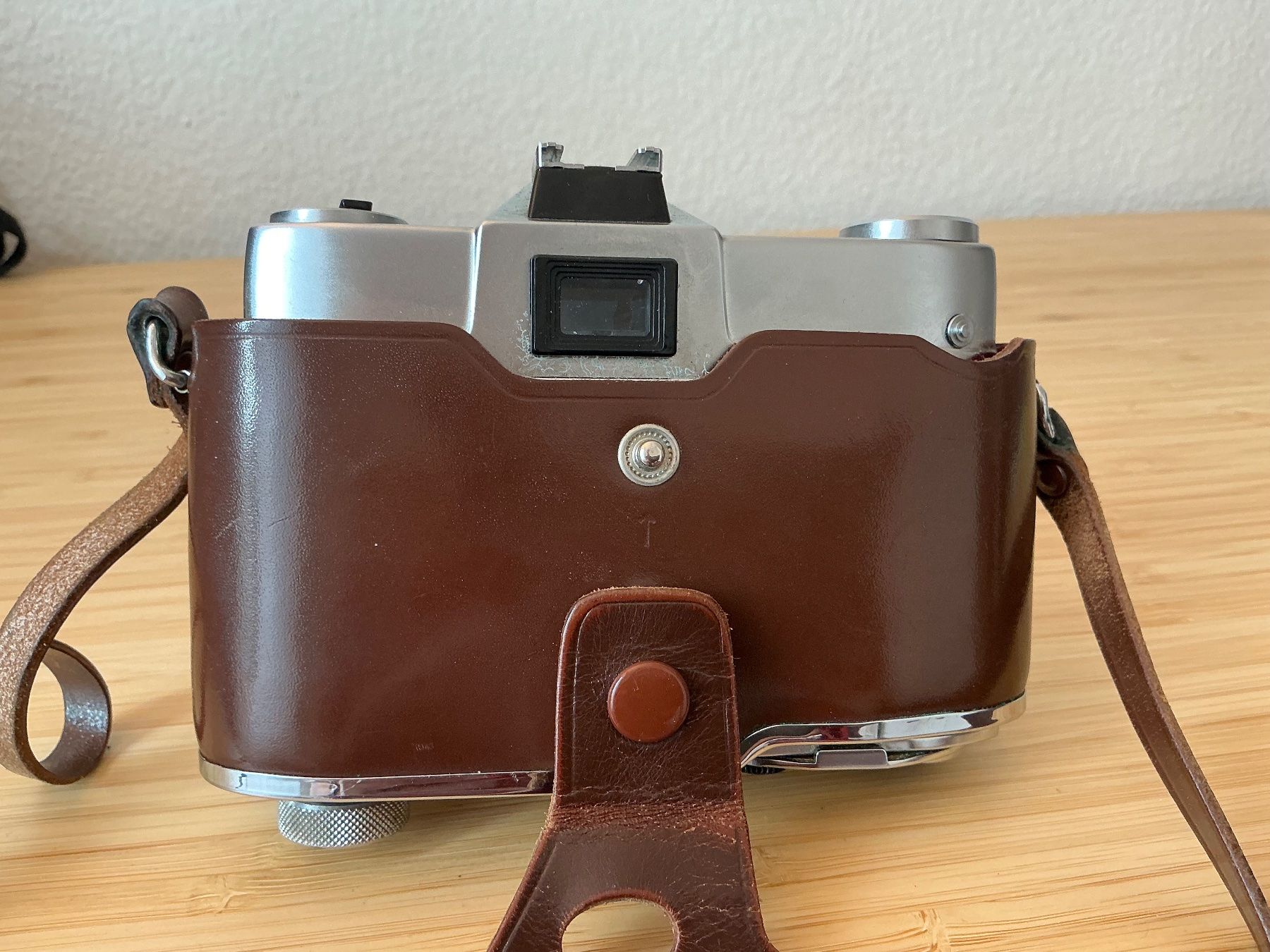 Kodak Fotocamera: Kodak Retina Reflex IV  mit Ledertasche! – Difettoso da Zürich venduto da tan_gp95 3
