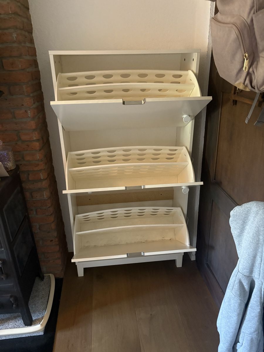 Armadi: Schuhschrank IKEA Ställ – Usato da Zeihen venduto da domtsche 1