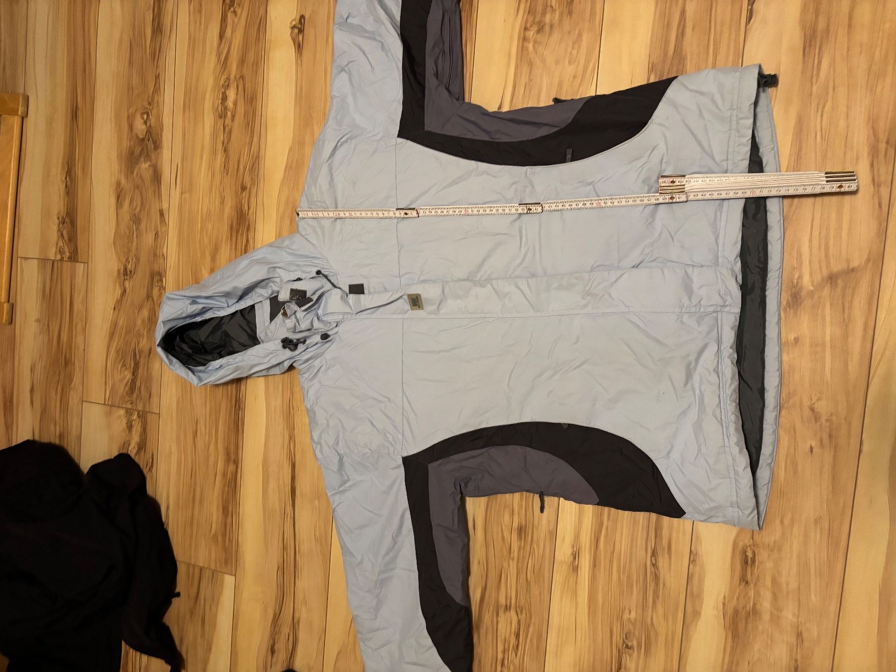 Helly Hansen Giacche: Skijacke Helly Hansen Gr. xL – Usato da Büsserach venduto da Zimtstaernli19 9