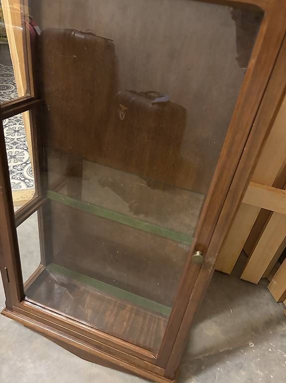 Vitrinen: Petite vitrine – Gebraucht aus Petit-Lancy von Minimaquoi 3