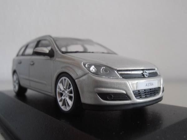 Opel Modellini d'auto: Opel Astra Caravan, 1:43 – Nuovo e nell'imballaggio originale da Goldach venduto da Feivel9 3