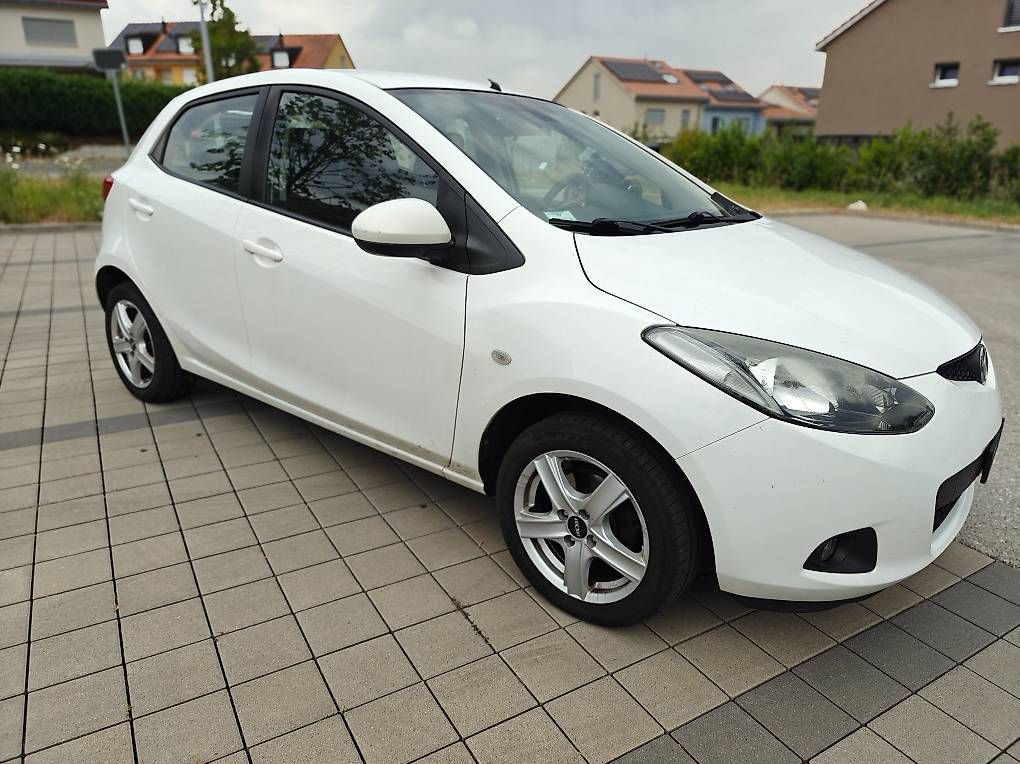 Mazda Automobili: Mazda 2 1.3 HP – Usato da Marin-Epagnier venduto da Jac00b 1