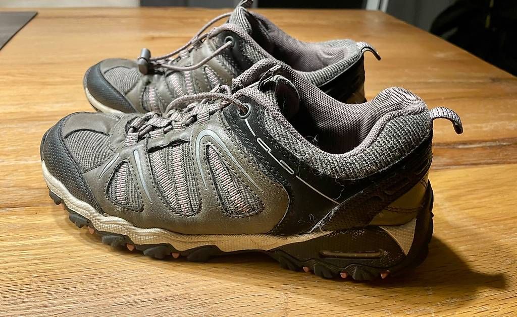 Scarpe per ragazzi: Trekkingschuhe von Graceland Grösse 37 – Usato da Fehraltorf venduto da Marlene4 3