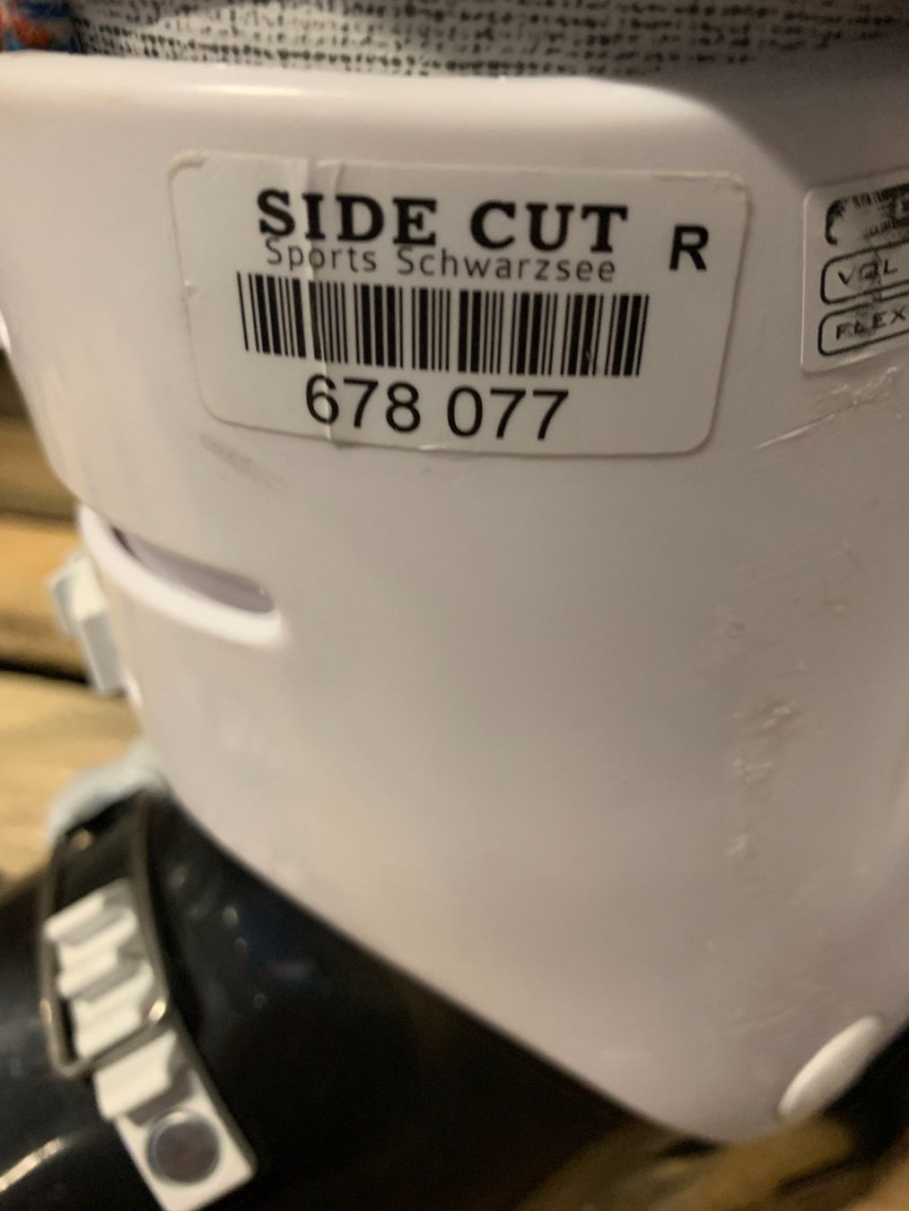 Head Scarpe per ragazzi: Skischuhe, HEAD Raptor Caddy 60, Grösse 37 – Usato da Schwarzsee venduto da Sidecut 2