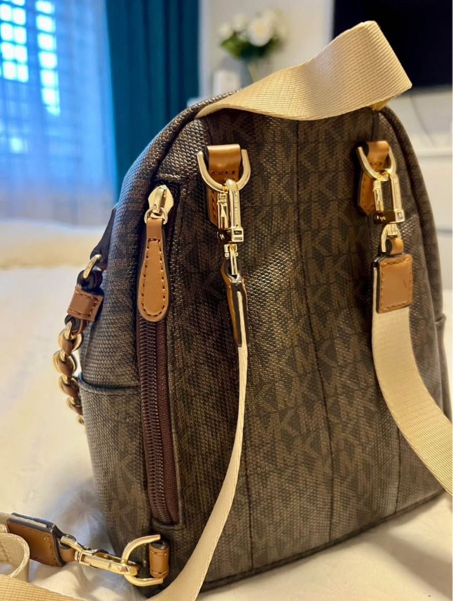 Michael Kors Zaini: Michael Kors Rucksack – Nuovo (secondo la descrizione) da Pfyn venduto da anc_l8gf 1
