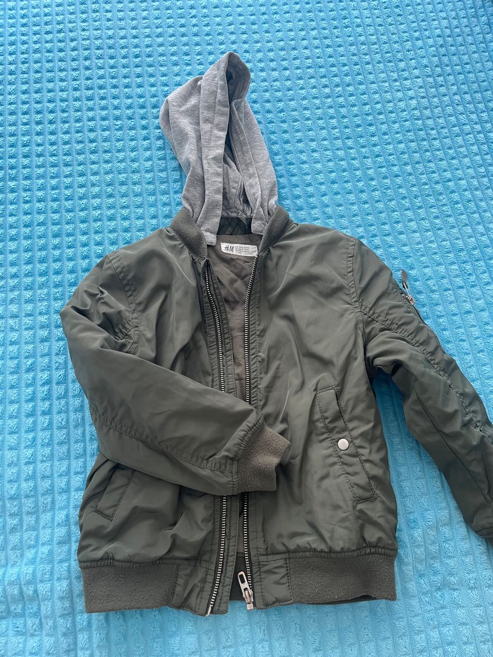 Giacche & Cappotti: Bomberjacke H&M Gr. 110/116 – Difettoso da Bern venduto da kho_s6j8