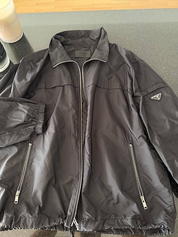 Giacche: Prada Nylon Jacke – Nuovo e nell'imballaggio originale da Wittenbach venduto da fil_k7gp