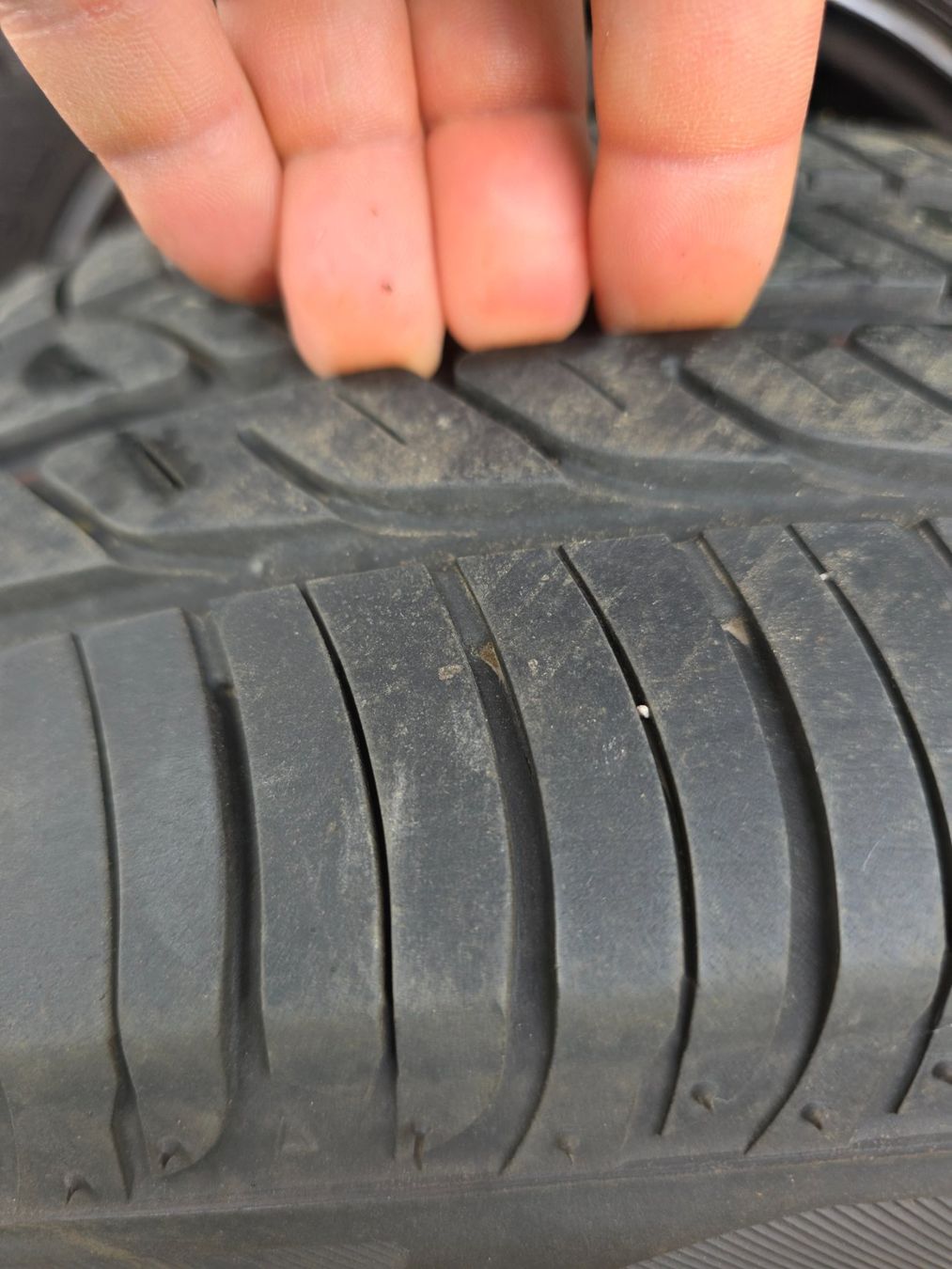Firestone Pneus & Kompletträder: Komplett Räder 175/70/R14 – Gebraucht aus Lostorf von rubileo 1