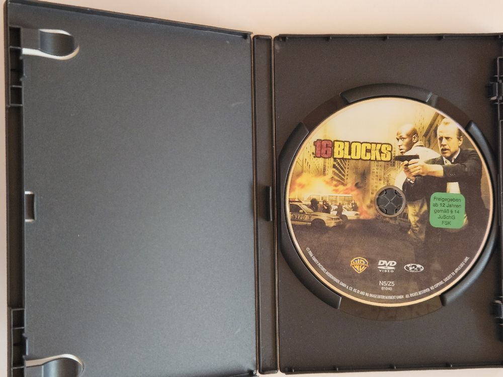 16 Blocks / DVD #WT18 (Gebraucht) in Oberdorf BL für CHF 1.9 – mit ...