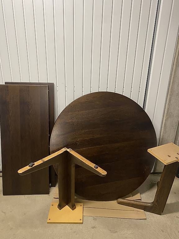 Tables: Table à manger en chêne massif – D'occasion à BOREX par ProjectA
