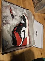Jordan 1 Retro High OG Black Toe Reimagined - Gr. 43
