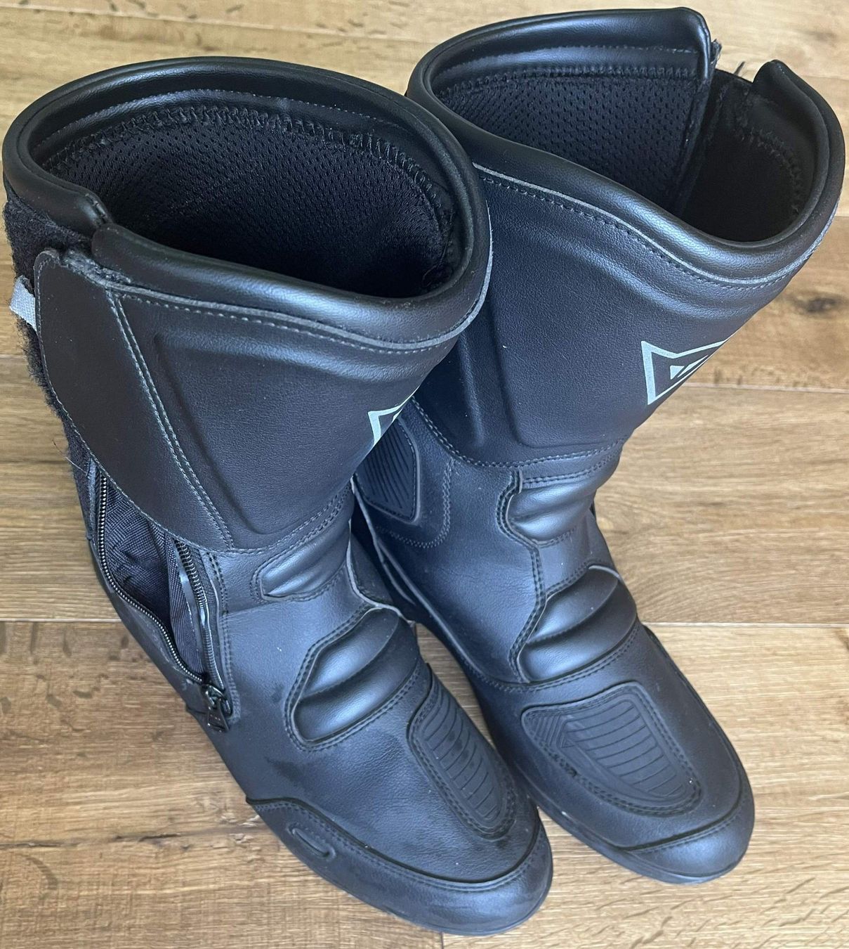 Dainese Herrenschuhe: Dainese Motorradstiefel Gr. 46 – Gebraucht aus Rüti ZH von Ru1